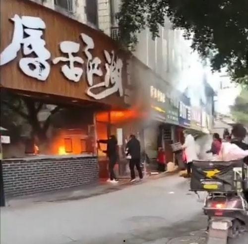 潍坊饭店爆料视频最新,揭秘背后惊人真相 第2张 潍坊饭店爆料视频最新,揭秘背后惊人真相 第2张